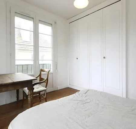 Chambres Meublees Chez L'Habitant Dans Appartement Proche Gare Sncf Creil Exterior foto